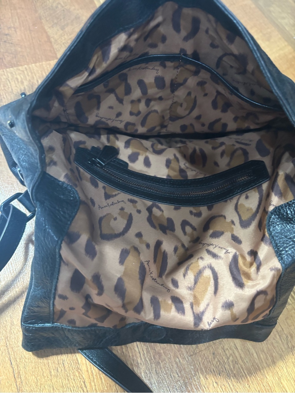 Black Leather Women’s Backpack - Picture 11 of 16
